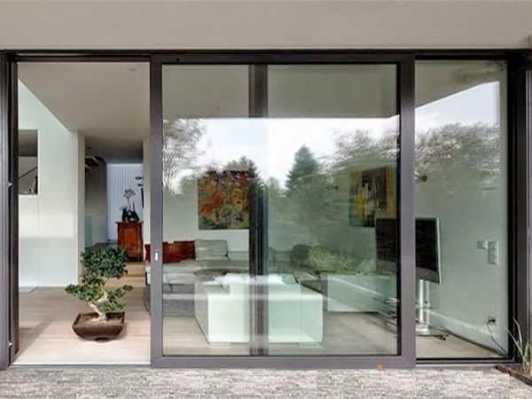 Cửa đi nhôm xingfa 2 cánh mở trượt