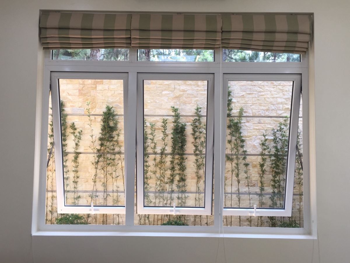 Cửa sổ nhôm xingfa mở hất